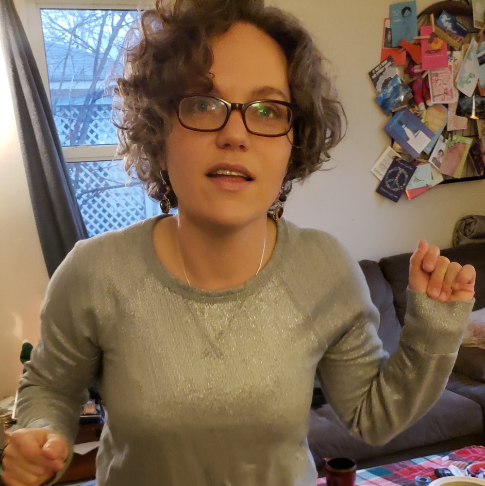 Meet your Posher, Cassie